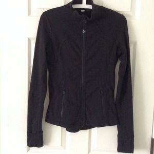 ON HOLD Lululemon Forme jacket