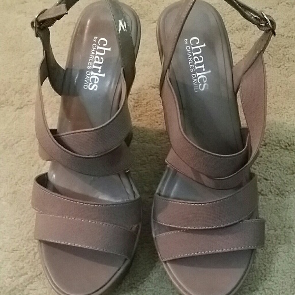 AUTHENTIC charles by Charles David Wedges