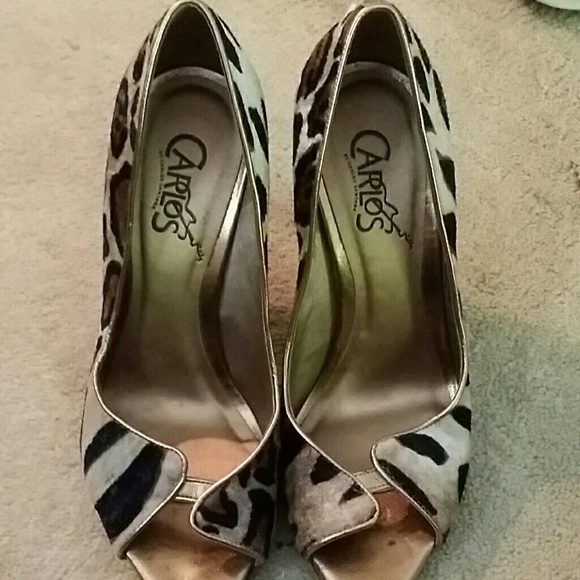 Used Carlos Santana Pounce peep Toe Heels