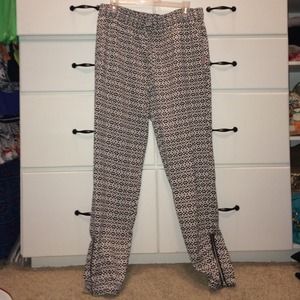 Bisou Bisou Size L Lightweight Geo Print