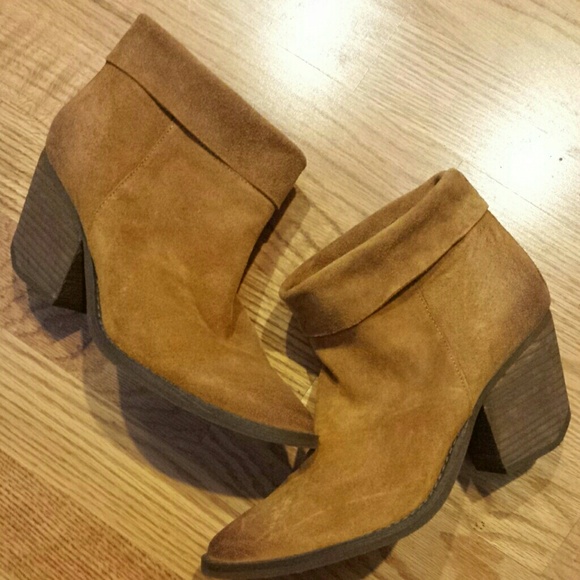 ALDO ankle boots