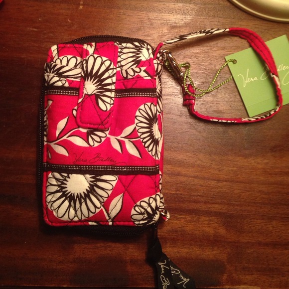 SALE Vera Bradley Carry it all Wristlet:Deco Daisy