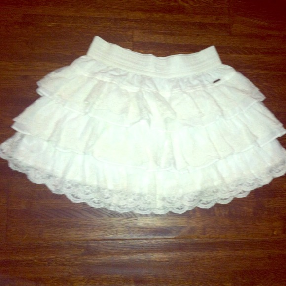 Hollister skirt
