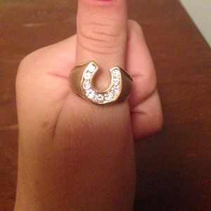 Mens diamond horse shoe ring