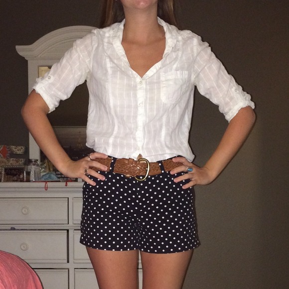 B&w polka dot shorts!