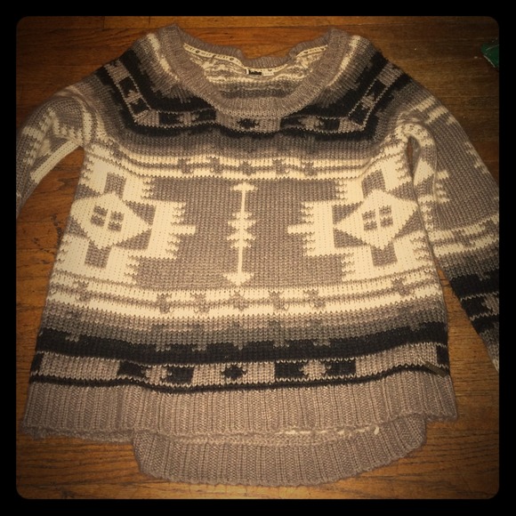 ✨REDUCED✨ Roxy Aztec oversize sweater