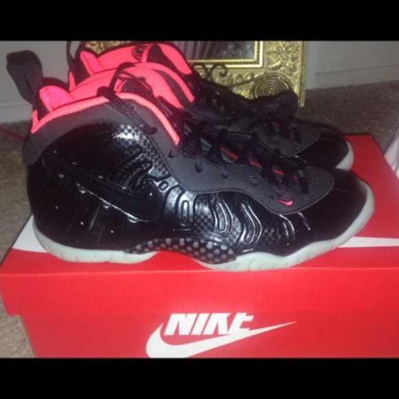 🚫SOLD🚫 Nike Air Foams Yeezy Colorway 6.5Y👟