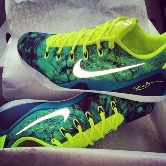 🚫 SOLD 🚫 Nike Easter Kobe