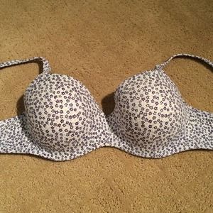 Floral patterned bra