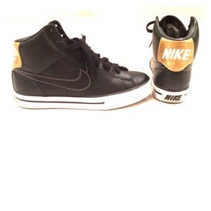 Boys "NIKE Sweet Classic High Top 4Y