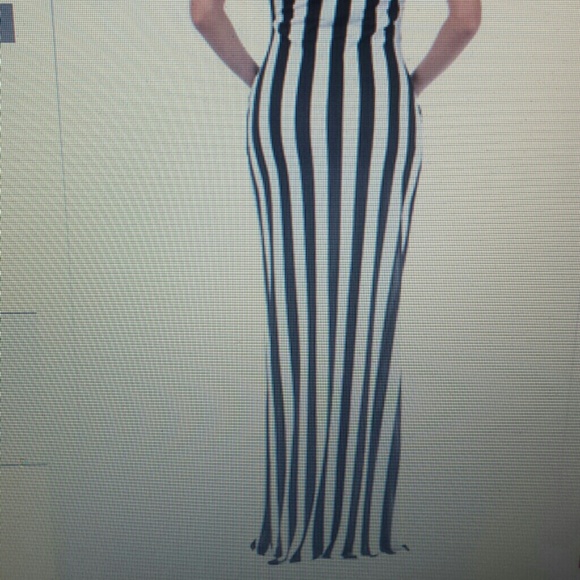 SOLD Elegant Strip Dress - Picture 4 of 4