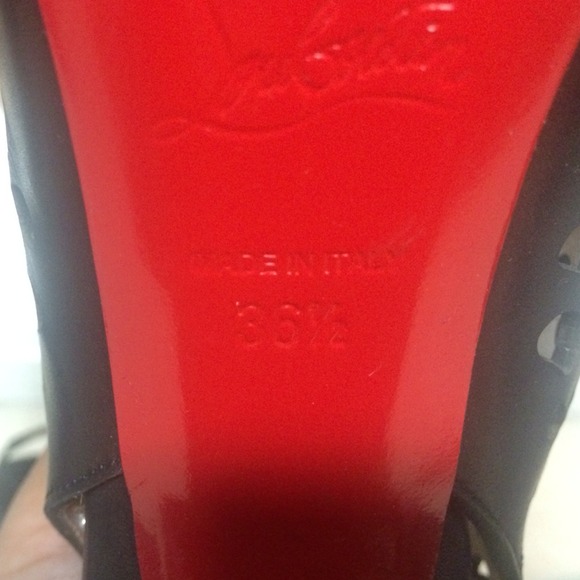 Christian Louboutin - Picture 4 of 4