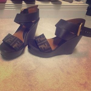 FENDI wedges SOLD‼️
