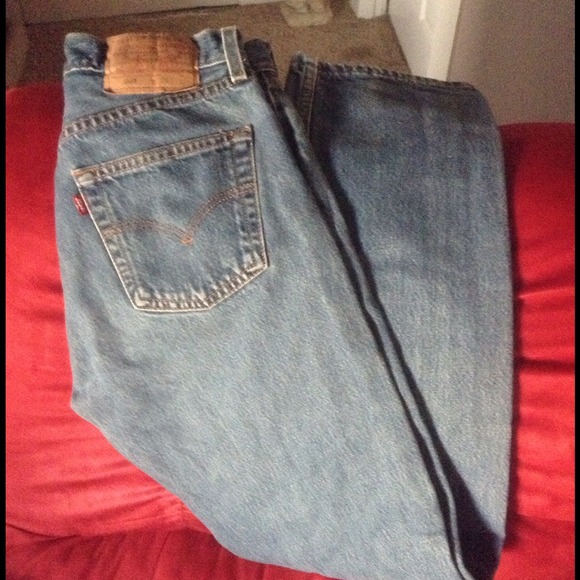 ..Levi's