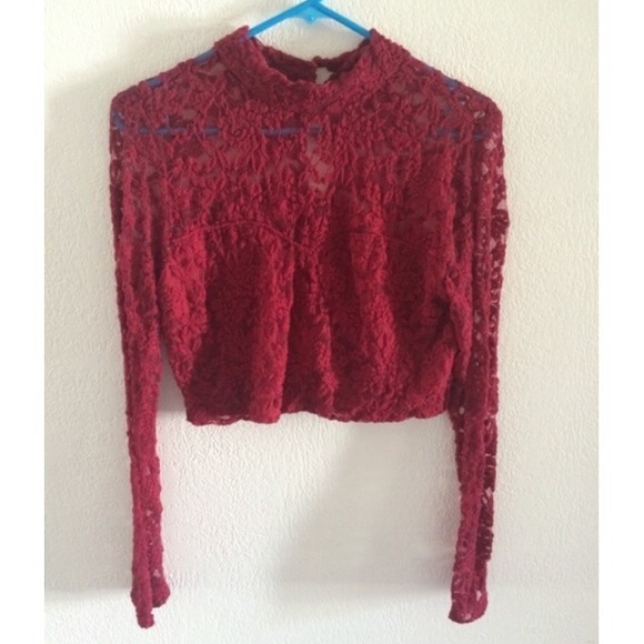 Lace crop top