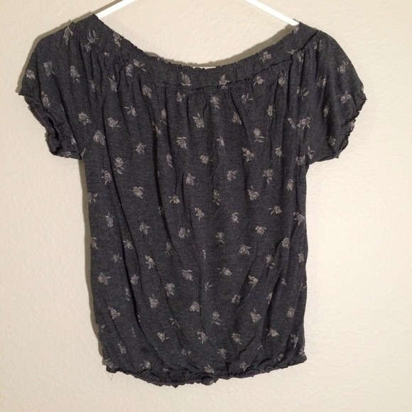 ❌Bundled❌ American Eagle Top - Picture 3 of 3