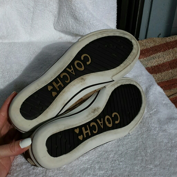 Authentic  COACH SHOES ** NO TRADES * * - Picture 3 of 3