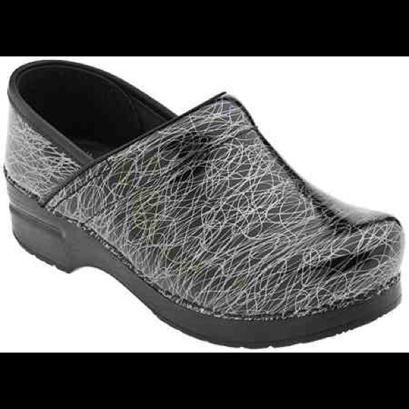 Dansko nursing shoes