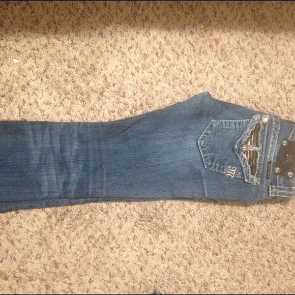 Two pairs of pairing own Miss Me Jeans! - Picture 2 of 4
