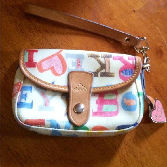 Rare HTF Authentic Dooney and Bourke Clutch - Picture 1 of 3
