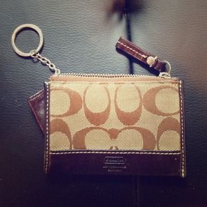 💯% AUTHENTIC COACH KEYCHAIN WALLET