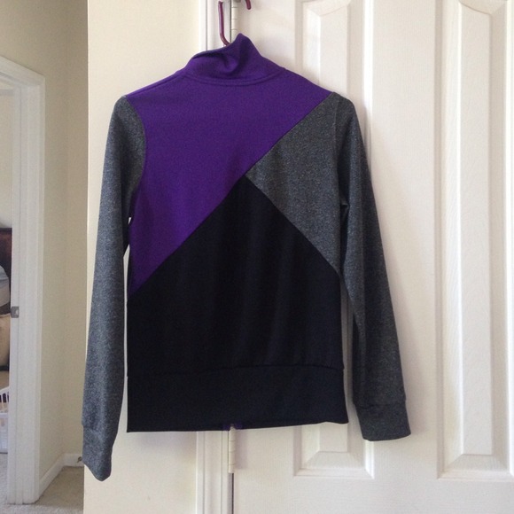 Workout jacket - Picture 2 of 4