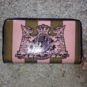 Juicy Couture padded wallet