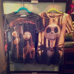2 Tshirts :) NEW