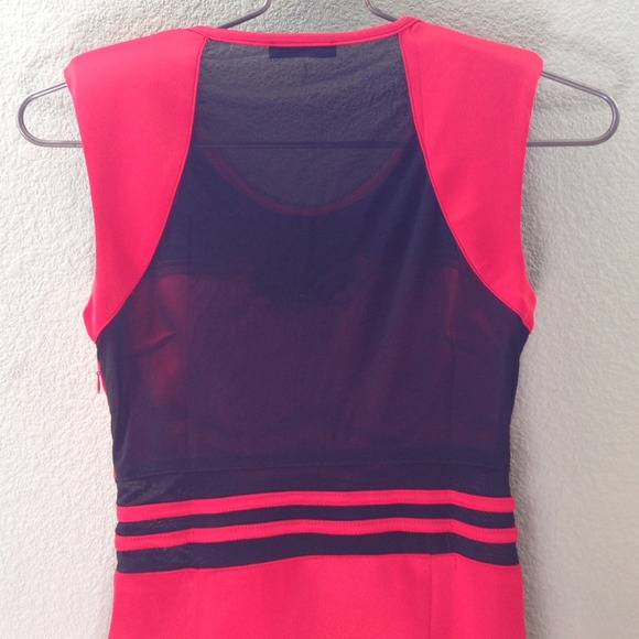 🚫SOLD🚫Red & Black See-Through Back Dress - Picture 3 of 4