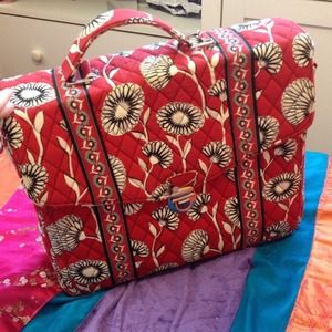 Vera Bradley messenger bag