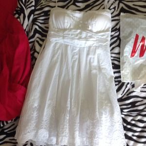 White strapless dress! Never worn!