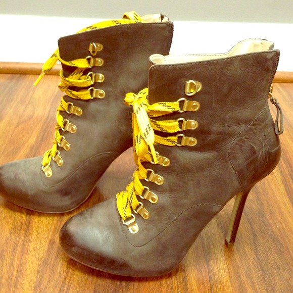 Boutique 9 gorgeous boots👢