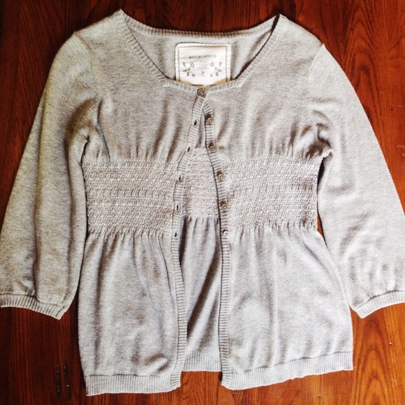 Grey Cardigan w/ 3/4 Sleeves - Picture 2 of 4