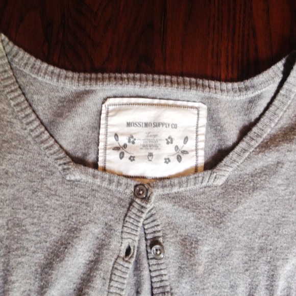 Grey Cardigan w/ 3/4 Sleeves - Picture 4 of 4