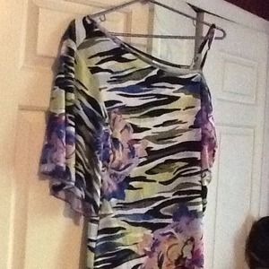 Printed tunic XL