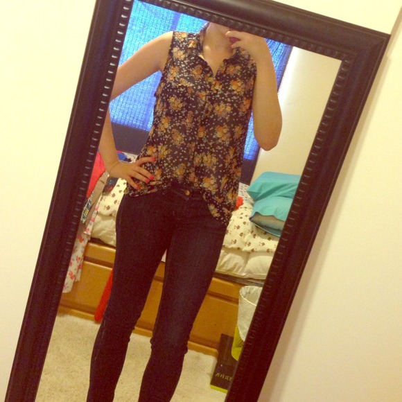 Floral top