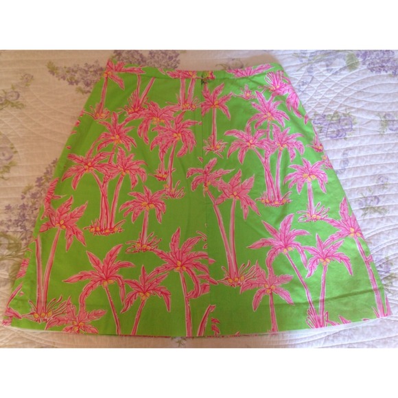 SOLD IN BUNDLE❌❌Lily Pulitzer Green and Pink Skirt - Picture 2 of 4