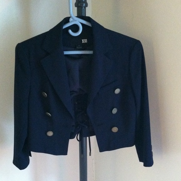 navy blue cropped blazer