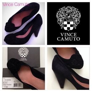 ✨Chic suede heels✨