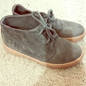 Grey Suede Kid's Size 2
