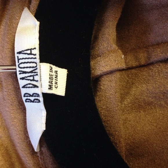 BB Dakota too - Picture 2 of 4