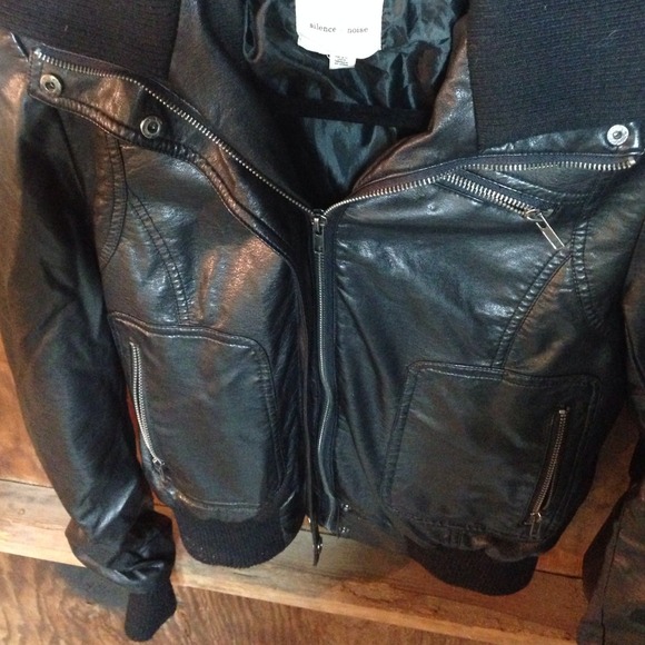 Urban Outfitters Leather Moto Jacket - Picture 4 of 4