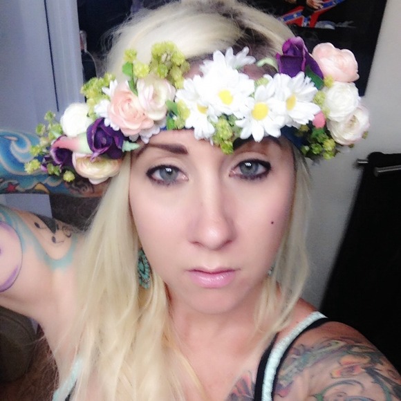 🌺🌸Custom flower crown 💝💐 - Picture 2 of 3
