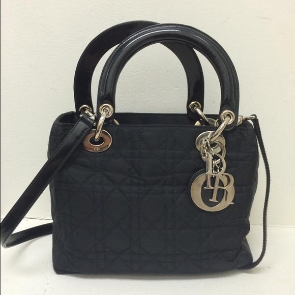 Sold - Picture 1 of 4