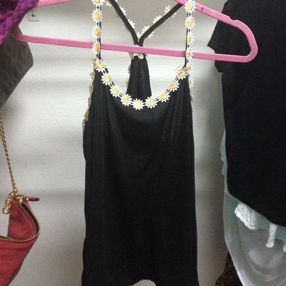 LA HEARTS DAISY BLACK TANK LF INSPIRED