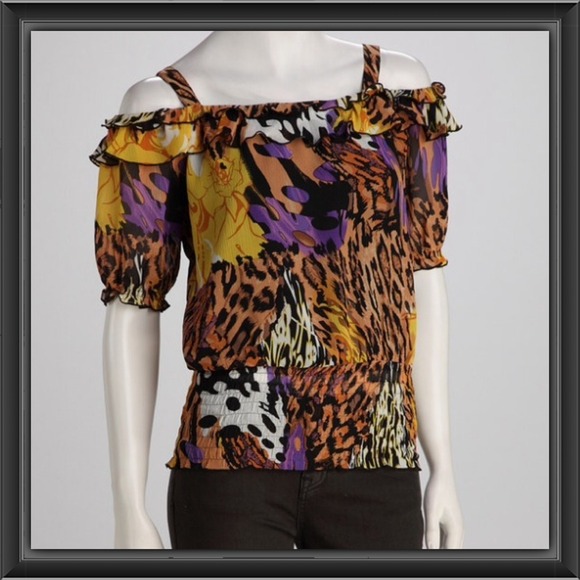 Yellow Jungle Cut-Out Top!