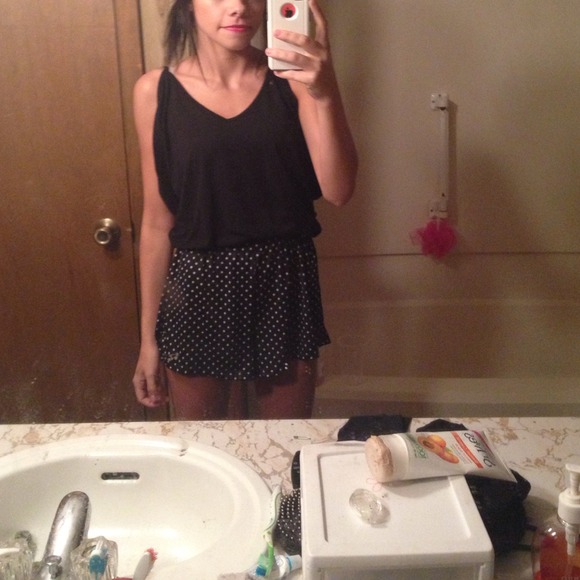 Romper - Picture 2 of 3