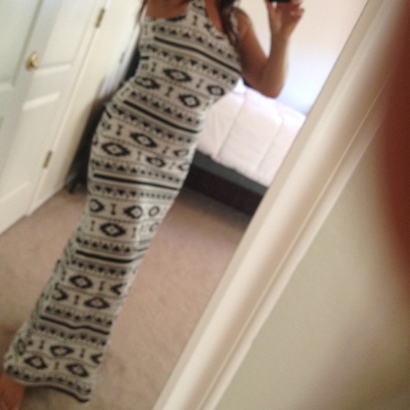 Aztec Maxi Dress - Picture 1 of 3