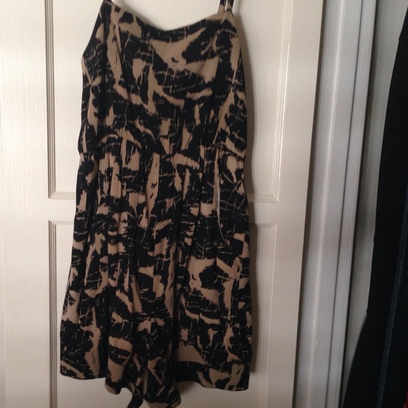 Romper - Picture 1 of 3