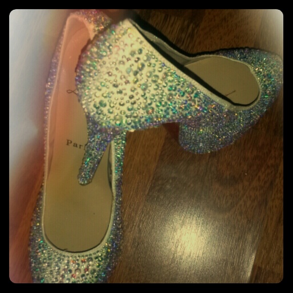 ??High heels??